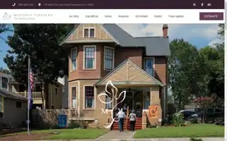 Vineyardfamilyhouse.org Screenshot 2024-06-17 22:36:15