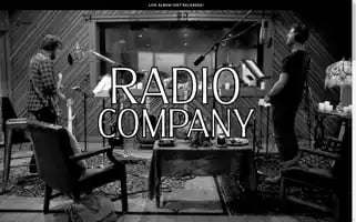 Radiocomusic.com Screenshot 2024-05-05 03:59:08